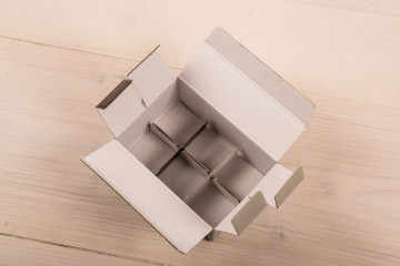 Slotted packaging
