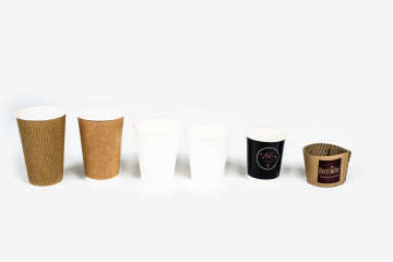 Different disposable cups and heat protection strips